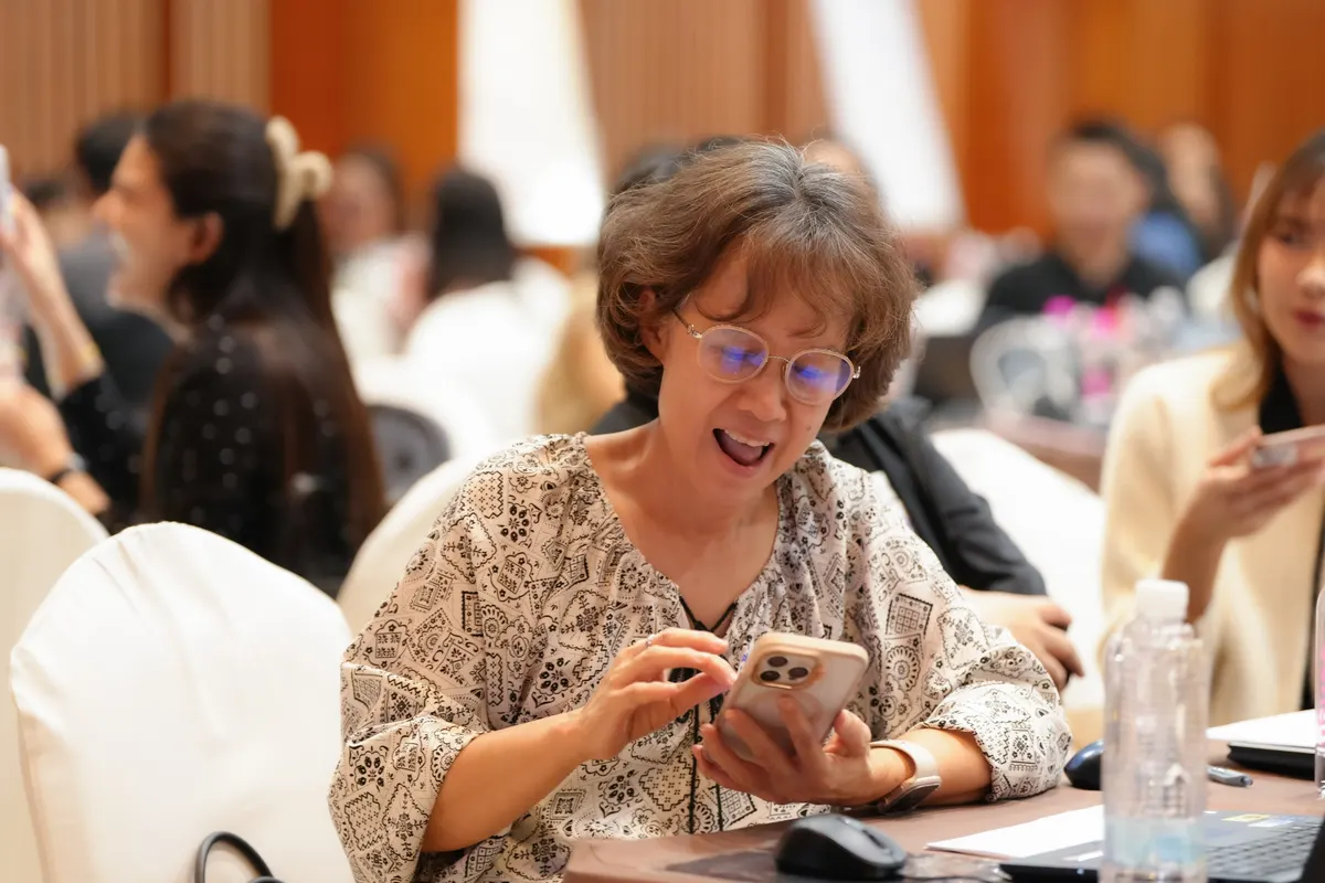 HR สัมภาษณ์เปรียบเทียบผู้ให้บริการจัดอบรมการนำเสนอหลายราย
