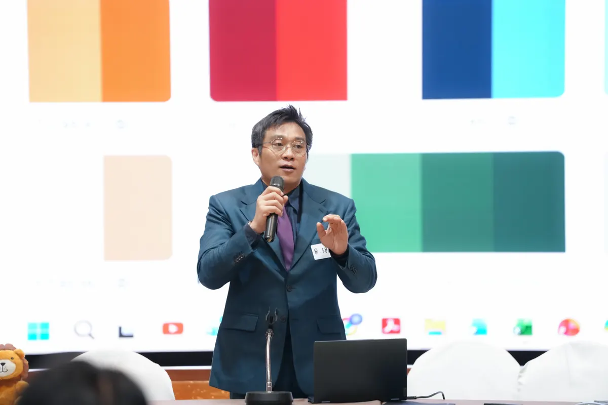 วิทยากร Betterpitch สอนกรอบ THINK TURN TELL ควบคู่การใช้ AI ทำสไลด์