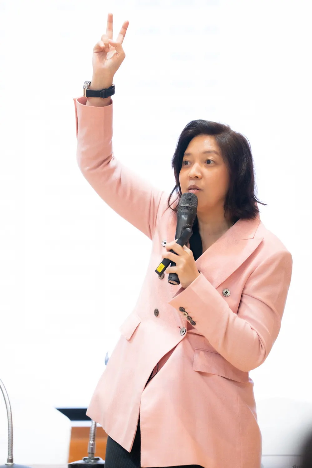 วิทยากรสรุป 5 เกณฑ์เลือกวิทยากรสอน Presentation ให้ผู้เข้าอบรมฟังพร้อมตัวอย่างจริง